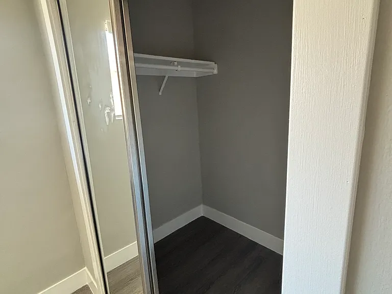 14012 Doty Ave #18-1 — Photo 14