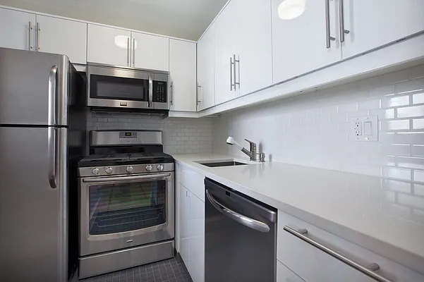 Rented by Corcoran | media 2