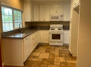 916 E Saint Andrews St, Ontario, CA 91761