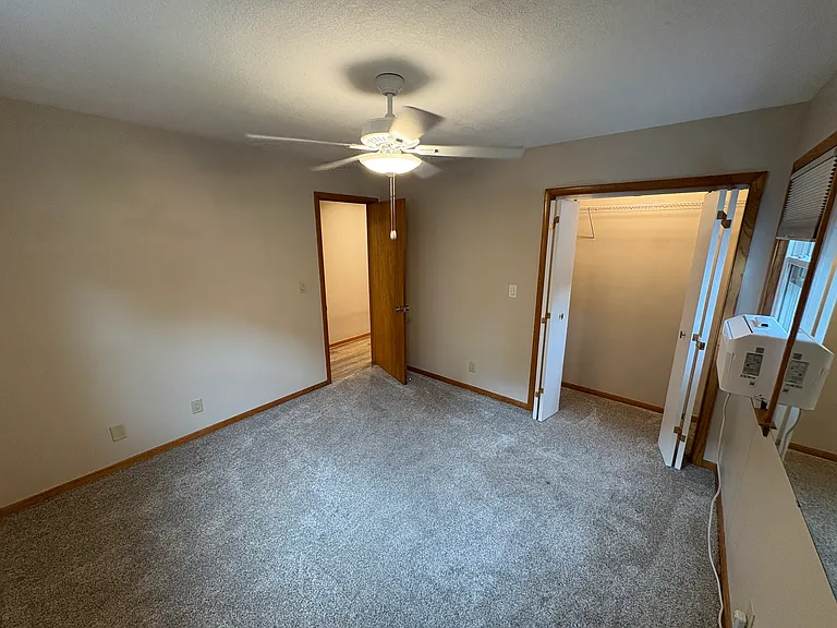 4220 Ingersoll Ave #202 — Photo 8