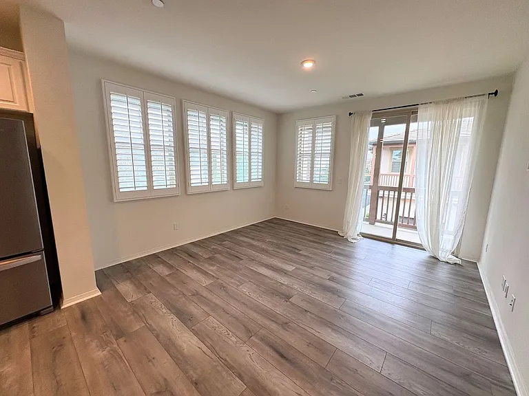 2848 E Berry Loop Privado #63 — Photo 7