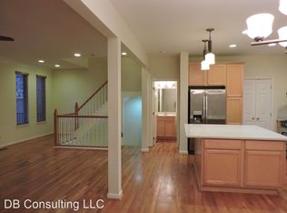 2334 Riverside Dr, Cincinnati, OH 45202