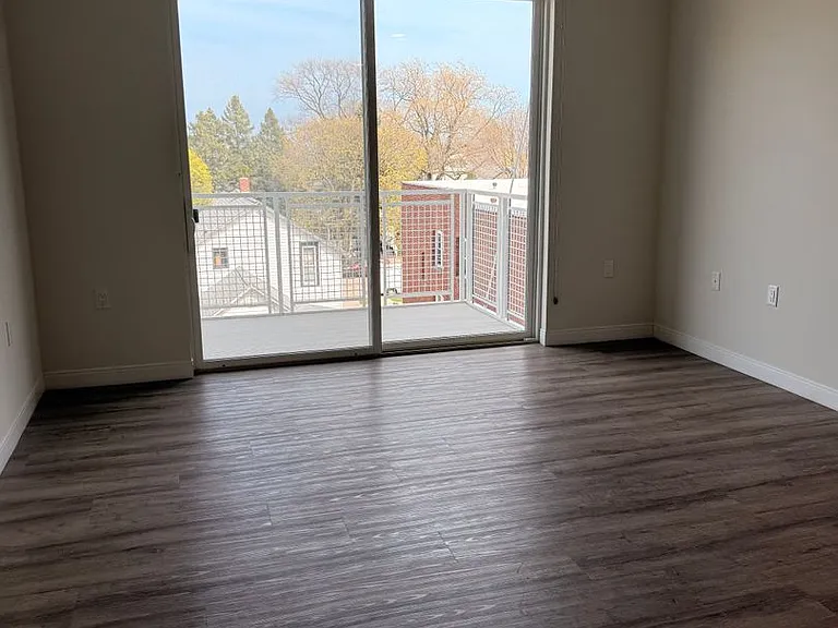 Theater Terrace Apartments — Photo 32