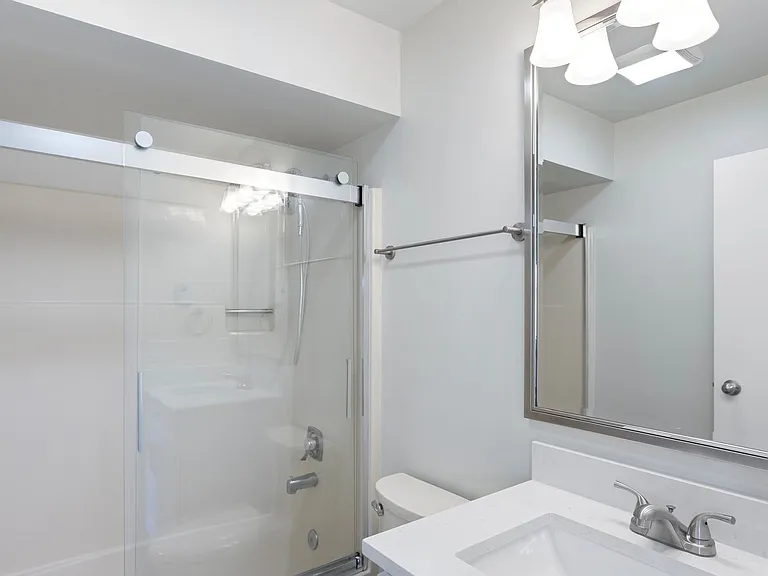 The Carriage House — Photo 11