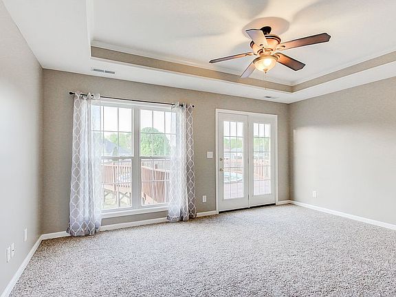 2nd image of 3813 Benjamin Dr