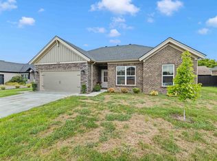 4105 Mayflower Dr, Owensboro, KY 42301