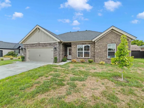 4105 Mayflower Dr, Owensboro, KY 42301