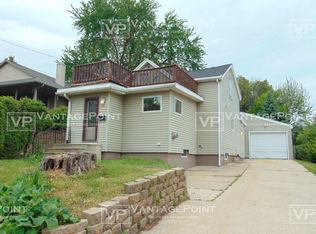 632 River Ave, De Pere, WI 54115