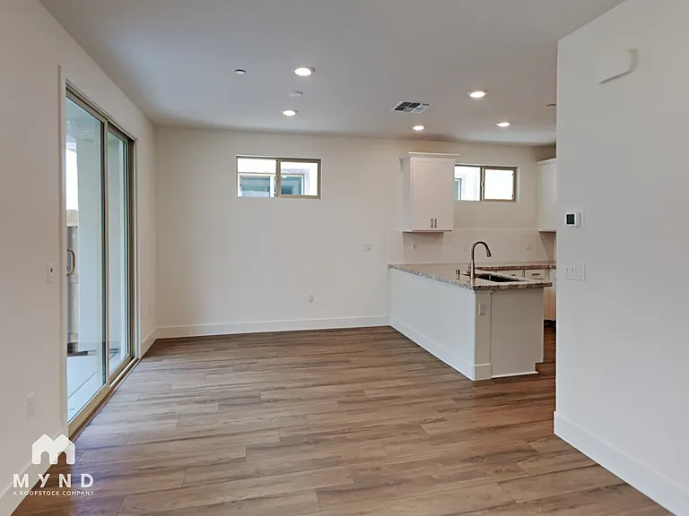 10564 Trill Way — Photo 5