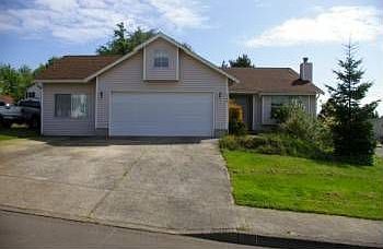 2nd image of 2106 39th St