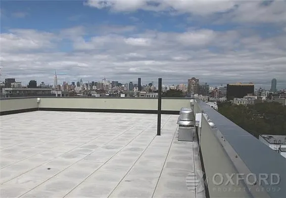 Rented by Oxford Property Group | media 17