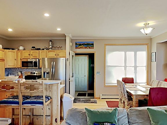 5th image of 79 Twenty Grand Ct
