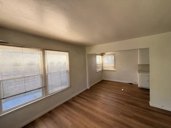 46 W Park Row Ave #46, Ventura, CA 93001