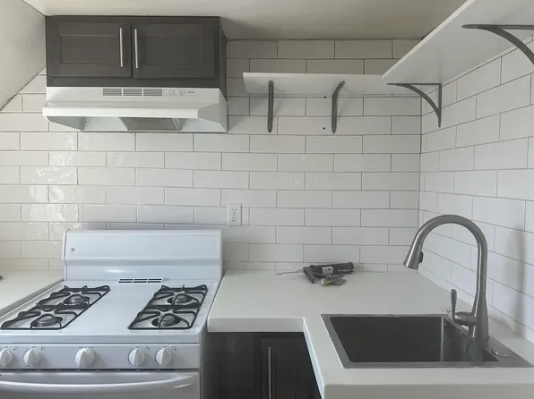 737 Sinclair Ave NE Unit 2, Grand Rapids, MI 49503