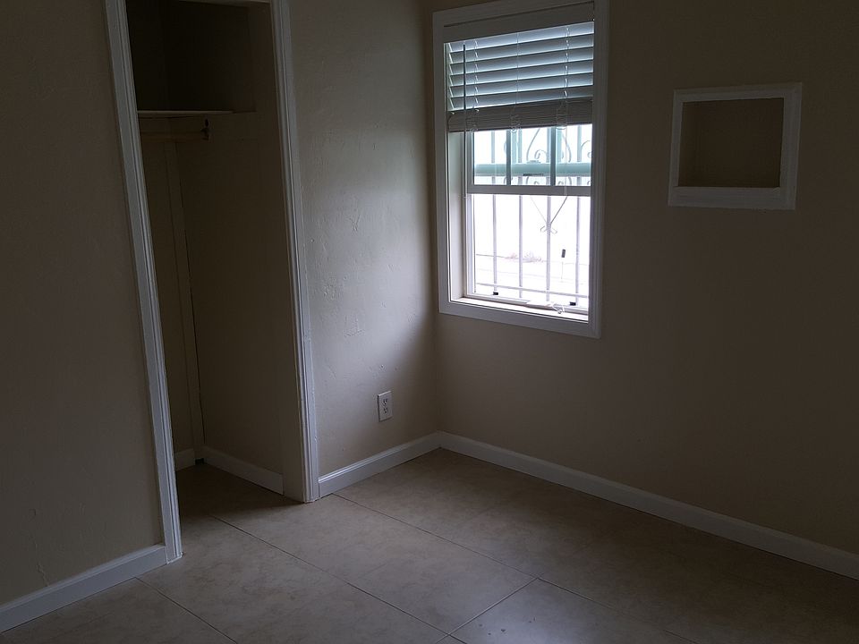 2nd image of 3075 El Cajon Blvd APT A