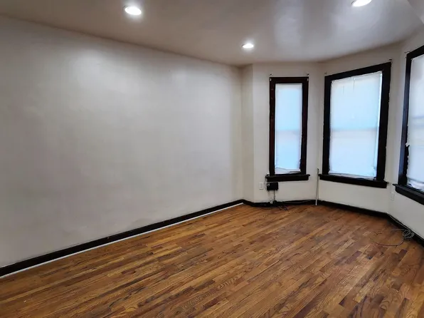 6 Dwight Street image 3 of 12