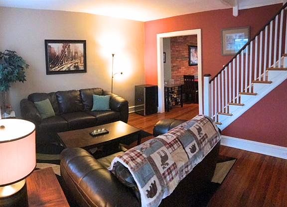 3rd image of 8127 Ardleigh St