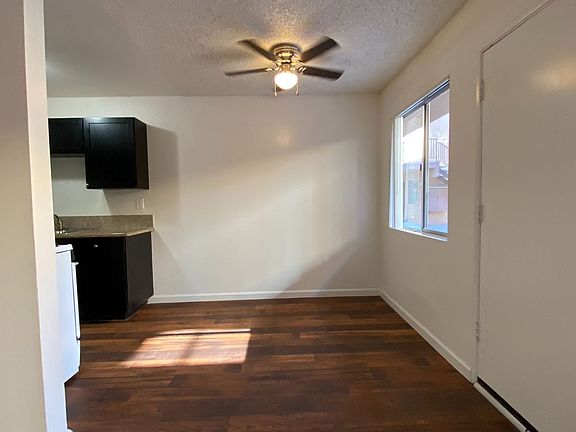 3rd image of 4060 Euclid Ave #13