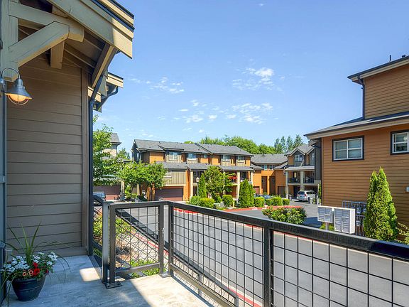 5th image of 4864 Deerfield Pl