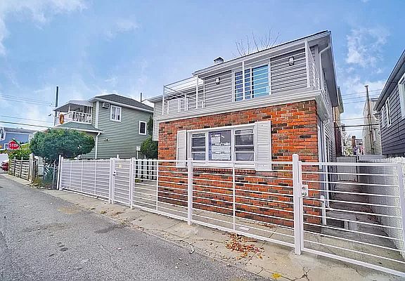 3rd image of 13 Nova Ct