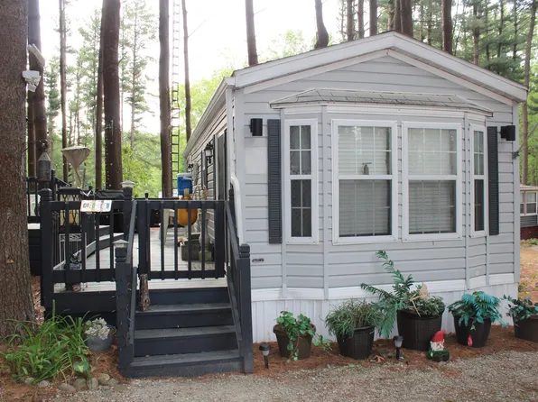 115 Woodland Pass, Angola, IN 46703