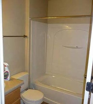 2nd image of 149 W Monifieth Pl