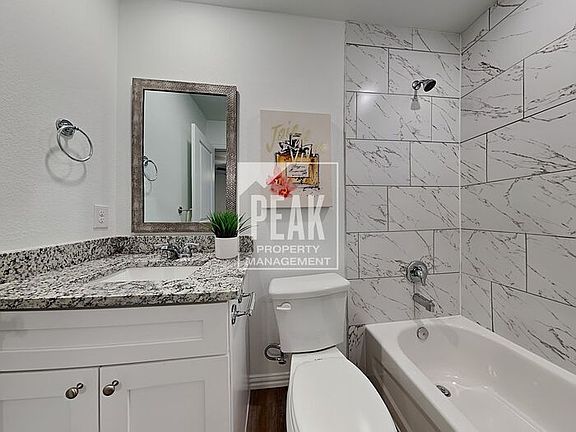5th image of 1102 Boxwood Ln