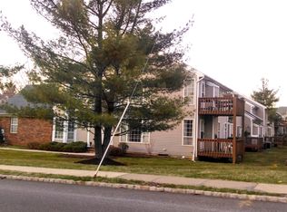 38 Daisy Ct, Whitehouse Station, NJ 08889