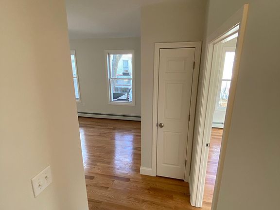 3rd image of 145 S Pleasant St #1