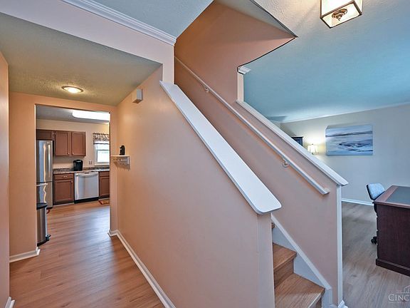 4th image of 6864 Autumn Mist Ct