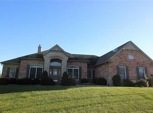 1524 Pasteur Ln, Swansea, IL 62226