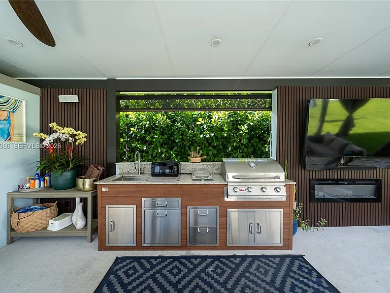 17901 SW 92nd Ct — Photo 38