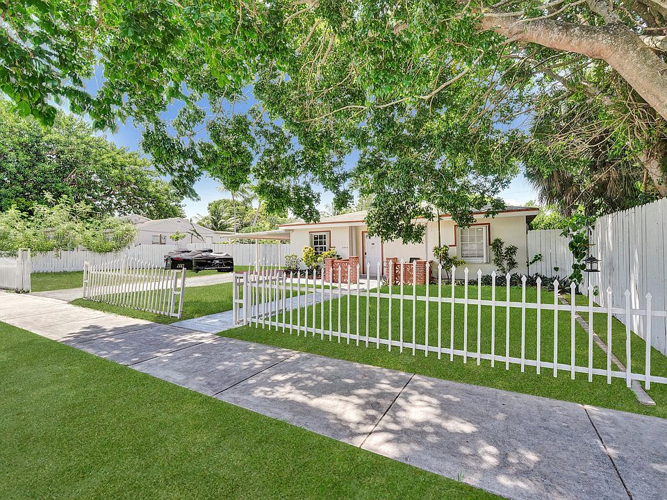 1st image of 2442 FUNSTON Street