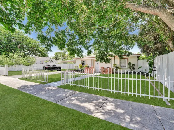 2442 FUNSTON Street, Hollywood, FL 33020