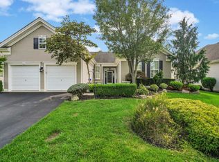 19 Rosecliff Dr, Jackson, NJ 08527