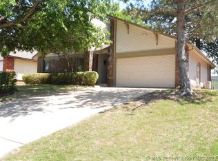 9062 E 95th St, Tulsa, OK 74133