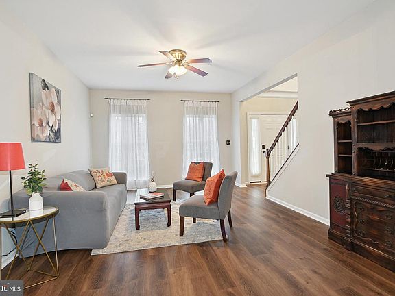 5th image of 13 Black Pine Ln