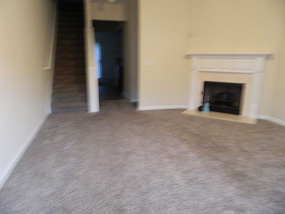 3rd image of 2640 Heathrow Dr