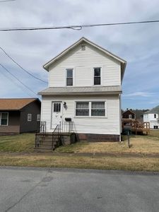 111 South St, New Bethlehem, PA, 16242
