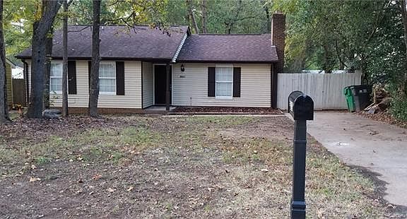 4th image of 5821 Rock Hollow Dr