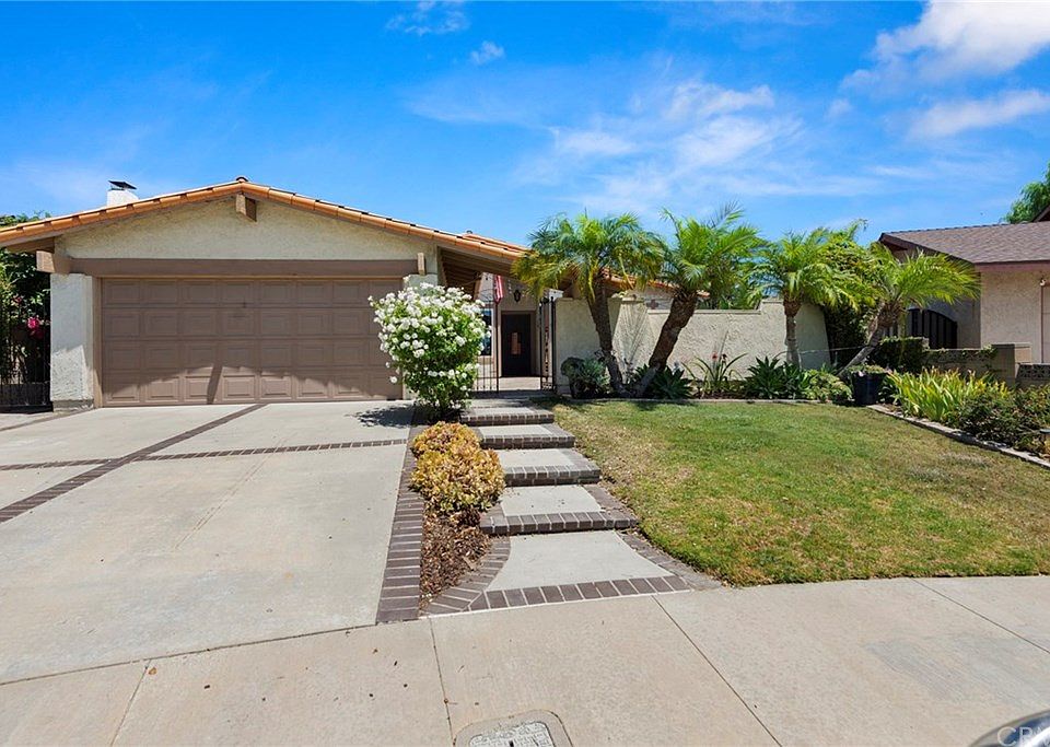 1st image of 252 Eagle Nest Dr