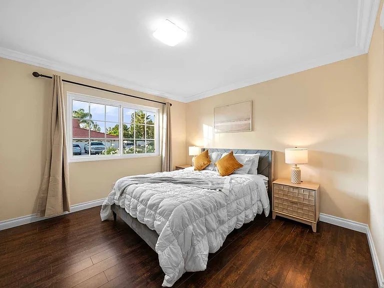 416 Camaritas Dr — Photo 4