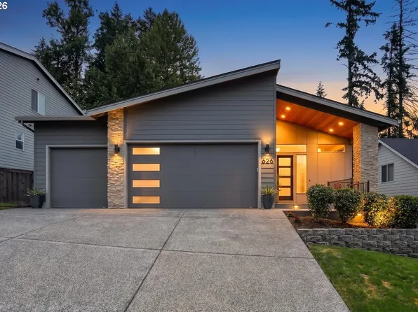 626 NE Province Ct, Camas, WA 98607