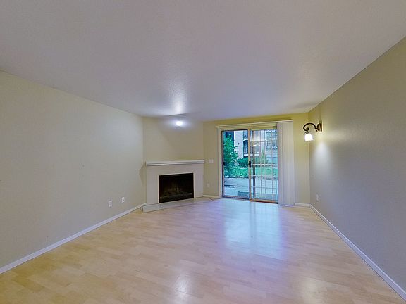 2nd image of 210 9th St APT E103