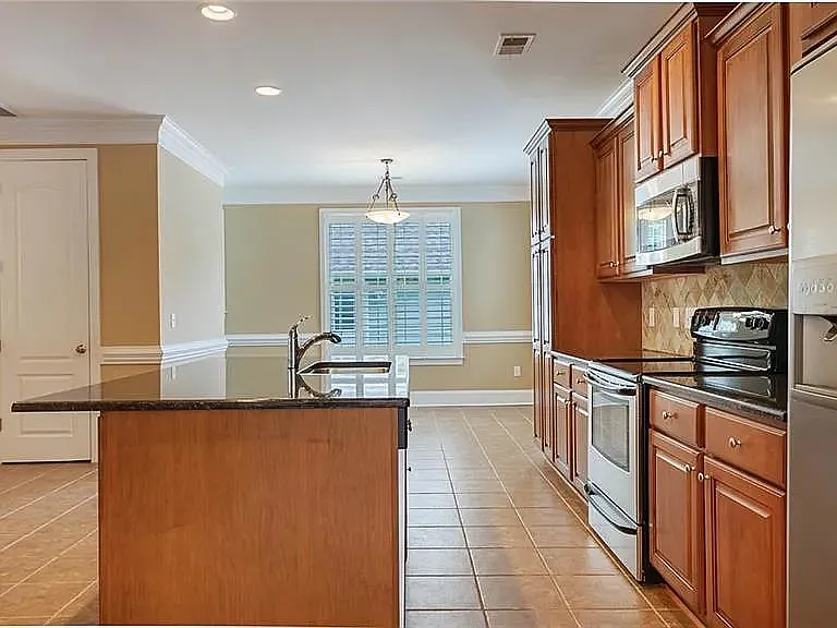 4009 Cedar Point Ave — Photo 13