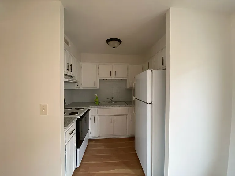 7035 W Irving Park Rd — Photo 7