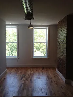 Rented by Full Time Management | media 29