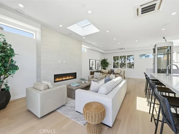 425 23rd Pl, Manhattan Beach, CA 90266
