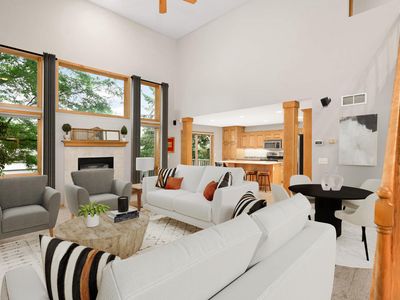 1557 Summit Shores Vis, Burnsville, MN, 55306