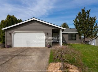571 SE Mountain View Ln, Estacada, OR 97023
